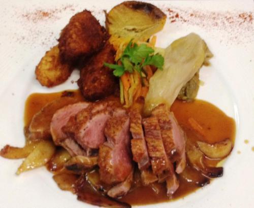 Logis Les Charmilles Chalon-Sur-Saone Sud 호텔 뤽스 외부 사진